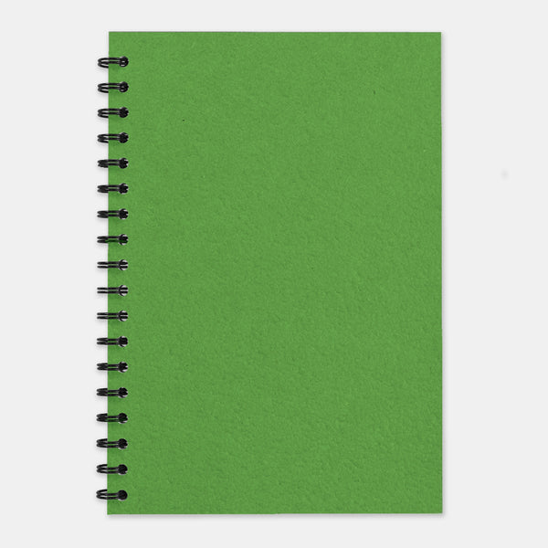 Recyceltes anisgrünes Notizbuch mit 210 x 297 linierten Seiten